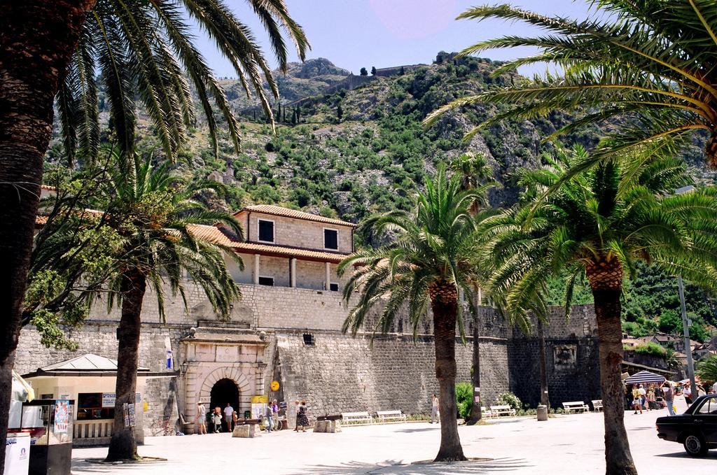 Apartments Parteli Kotor Exterior foto